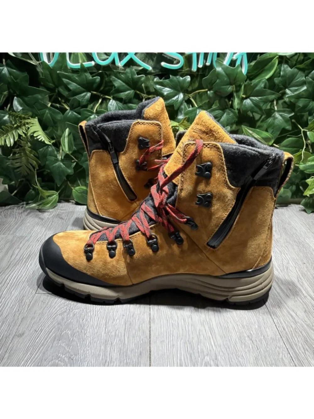 Danner Arctic 600 Side Zip Brown 200G Insulated Hiking Boots Mens Size 11 D
